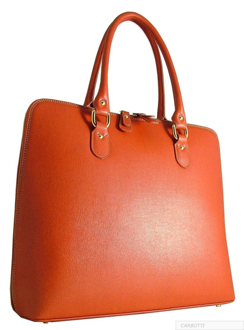 Italian manufacturers of Luxury bags, purses, and leather goods, including private label